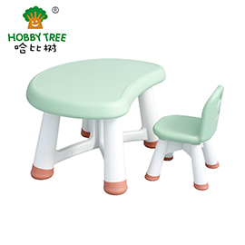 Mushroom tables and chairs WM21F031